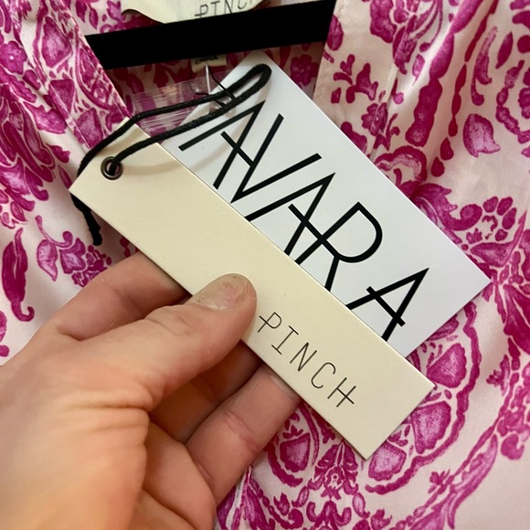 Pinch Pink and White Paisley Maxi Dress - Picture 4 of 8